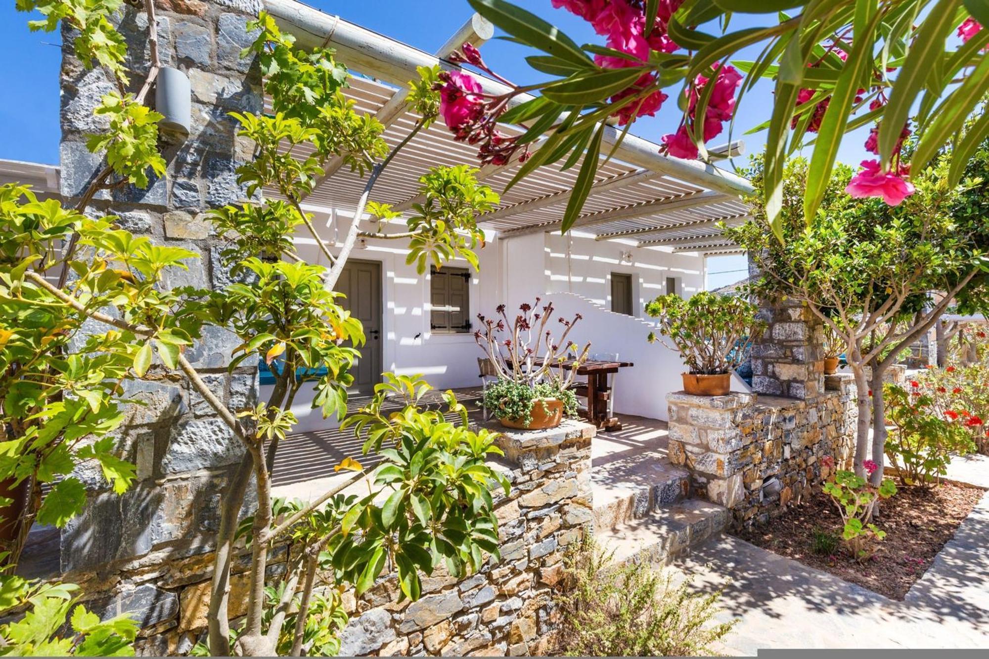 Harama Hotel Schinousa Schoinoussa 外观 照片