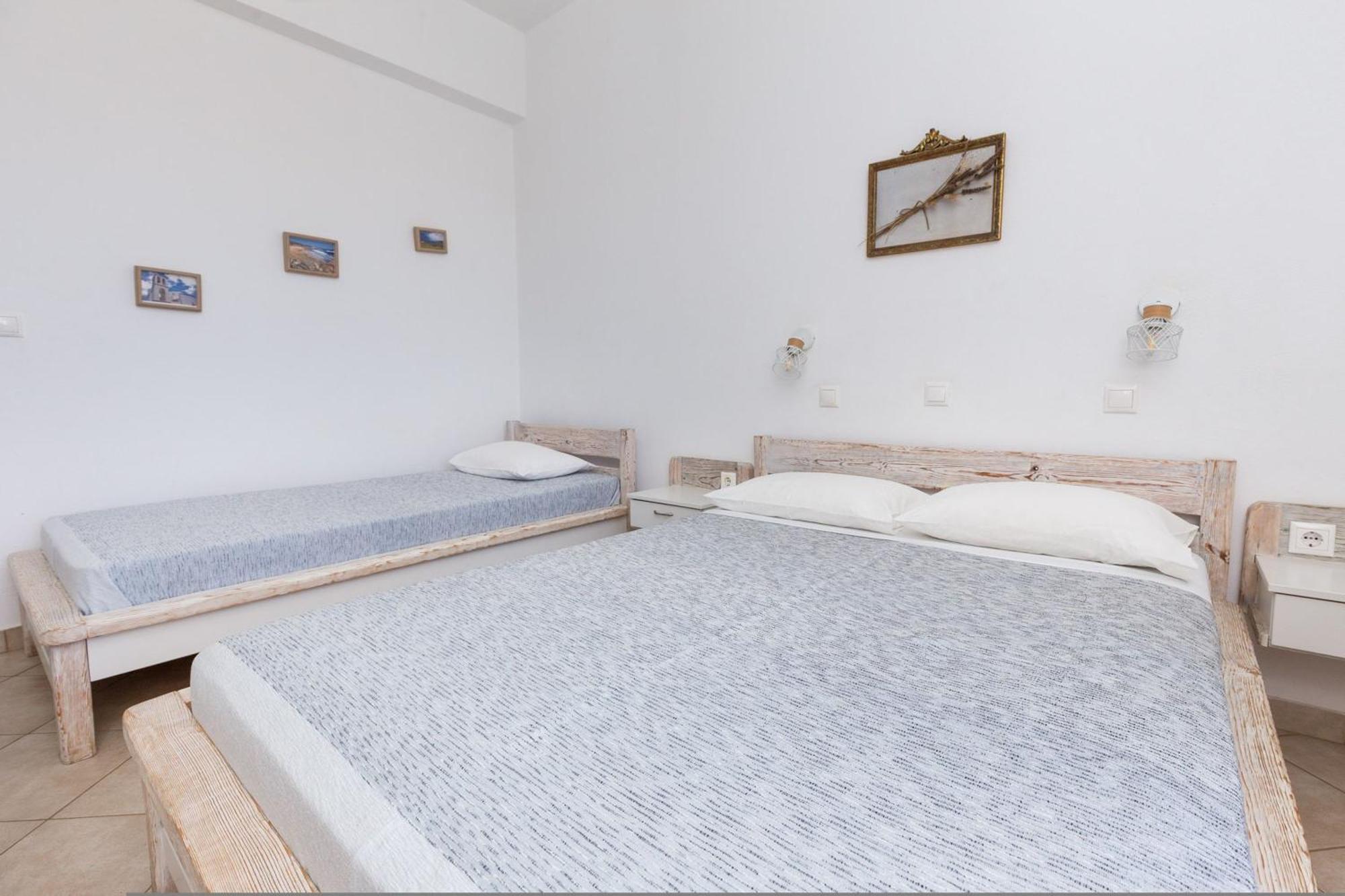 Harama Hotel Schinousa Schoinoussa 外观 照片