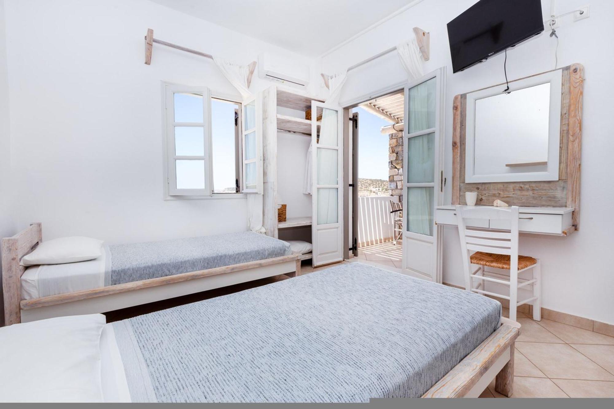Harama Hotel Schinousa Schoinoussa 外观 照片